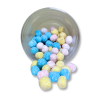 Boite de boules bleu rose et jaune