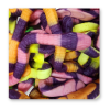 Bonbons gélifiés Vidal en forme de serpents de couleur violet, jaune, orange et rose, de texture souple et moelleuse