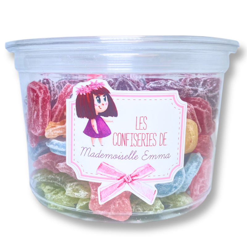 Boite transparente d'un mix de bonbons d'antan qui sont des bonbons aux sucre de différents goûts et couleurs